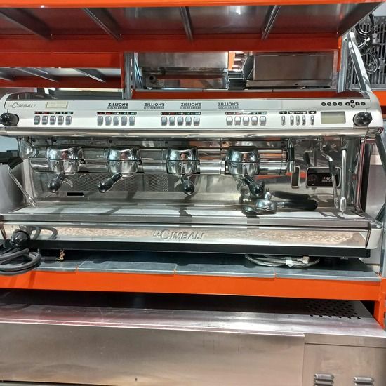 Εικόνα της La Cimbali M 39 Dosatron ΤΕ DT/4