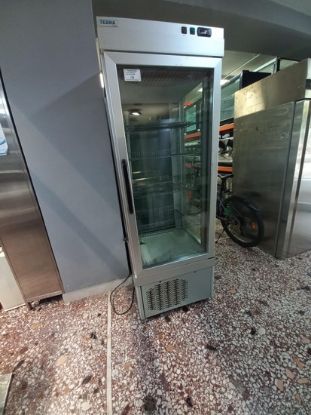 Εικόνα της Βιτρίνα με 4 πλευρές τζάμι