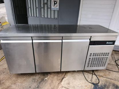 Εικόνα της Ψυγείο πάγκος με 3 ανοξείδωτες πόρτες Inomak